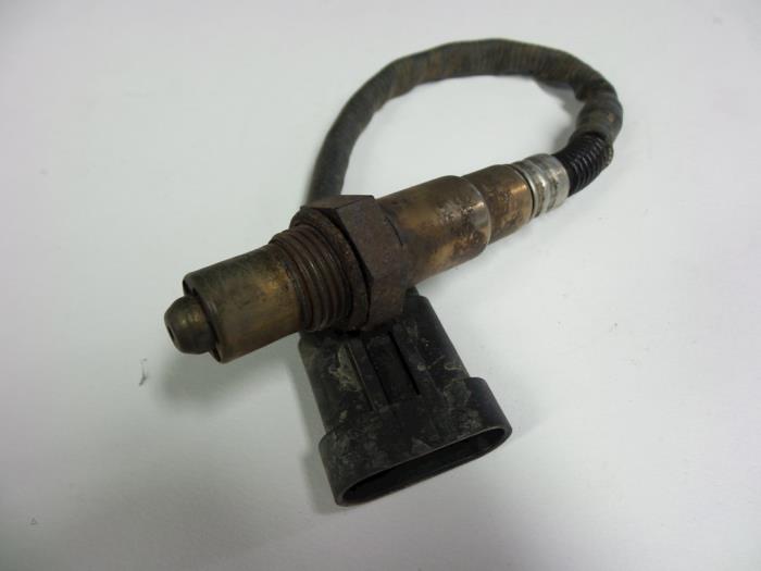 Gebruikte Lambda Sonde Fiat Punto II (188) 1.2 60 S Prijs € 15,00 Margeregeling aangeboden door Autobedrijf Broekhuis B.V.