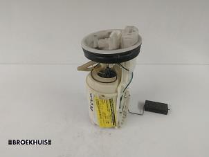 Gebruikte Tank element Pomp Skoda Octavia Combi (1U5) 2.0 SLX Prijs € 25,00 Margeregeling aangeboden door Autobedrijf Broekhuis B.V.