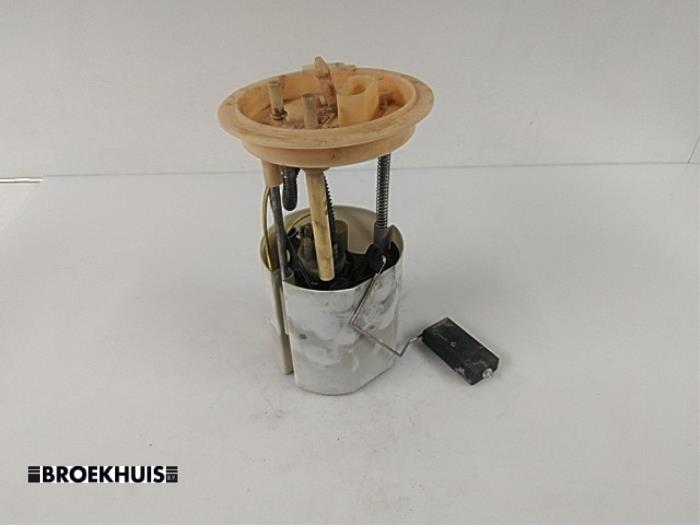 Gebruikte Tank element Pomp Skoda Octavia (1Z3) 1.9 TDI Prijs € 22,50 Margeregeling aangeboden door Autobedrijf Broekhuis B.V.