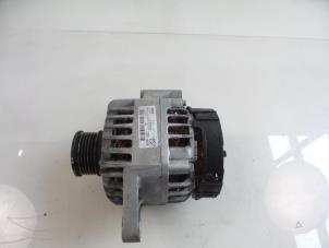 Gebruikte Dynamo Lancia Delta (844) 2.0 D Multijet 16V 165 Prijs € 50,00 Margeregeling aangeboden door Autobedrijf Broekhuis B.V.