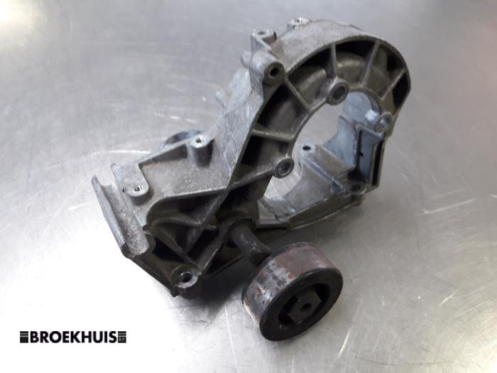 Gebruikte Motorsteun Porsche Boxster (986) 2.5 24V Prijs € 121,00 Inclusief btw aangeboden door Autobedrijf Broekhuis B.V.