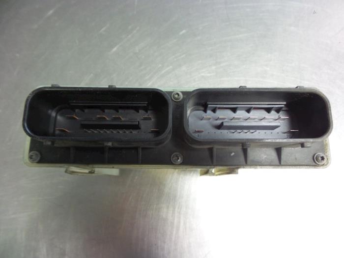 Computer Koeling van een Opel Astra G (F08/48) 1.7 DTI 16V Eco4 2002