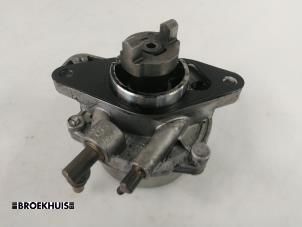 Gebruikte Vacuumpomp (Diesel) Opel Corsa D 1.3 CDTi 16V ecoFLEX Prijs € 15,00 Margeregeling aangeboden door Autobedrijf Broekhuis B.V.