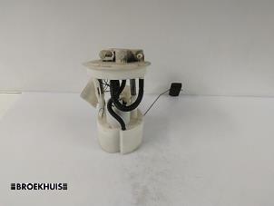 Gebruikte Tank element Pomp Renault Megane Scénic (JA) 1.4i RL,RN Prijs € 15,00 Margeregeling aangeboden door Autobedrijf Broekhuis B.V.