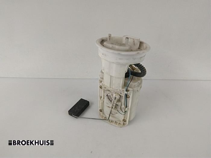 Gebruikte Tank element Pomp Seat Cordoba Vario Facelift (6K5) 1.6 Prijs € 20,00 Margeregeling aangeboden door Autobedrijf Broekhuis B.V.