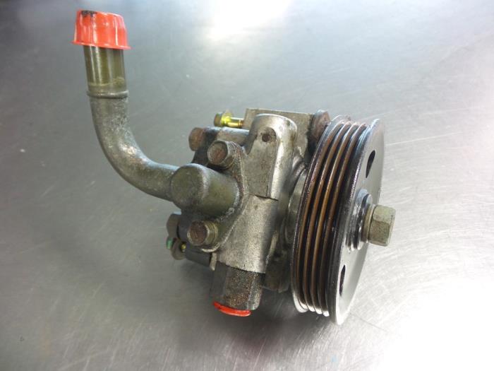 Gebruikte Stuurpomp Chevrolet Kalos (SF48) 1.2 Prijs € 25,00 Margeregeling aangeboden door Autobedrijf Broekhuis B.V.