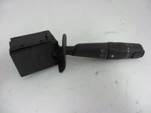 Gebruikte Ruitenwis Schakelaar Peugeot 806 1.9 STDT,SVDT,SVDT Pullman Prijs € 15,00 Margeregeling aangeboden door Autobedrijf Broekhuis B.V.