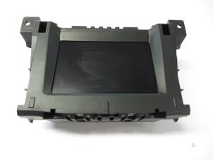 Gebruikte Display Interieur Opel Astra H SW (L35) 1.6 16V Twinport Prijs € 25,00 Margeregeling aangeboden door Autobedrijf Broekhuis B.V.