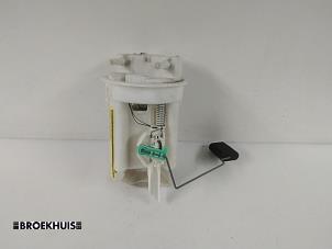 Gebruikte Tank element Pomp Peugeot 306 (7A/C/S) 1.6i XR,XT,ST Prijs € 25,00 Margeregeling aangeboden door Autobedrijf Broekhuis B.V.