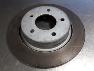 Gebruikte Remschijf achter Mazda 5 (CR19) 1.8i 16V Prijs € 15,00 Margeregeling aangeboden door Autobedrijf Broekhuis B.V.