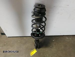 Gebruikte Mac Phersonpoot rechts-voor Chevrolet Nubira Wagon (J100) 1.6 16V Prijs € 35,00 Margeregeling aangeboden door Autobedrijf Broekhuis B.V.