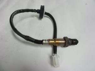 Gebruikte Lambda Sonde Mitsubishi Colt (Z2/Z3) 1.1 12V Prijs € 15,00 Margeregeling aangeboden door Autobedrijf Broekhuis B.V.