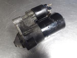 Gebruikte Startmotor Opel Vivaro 2.0 16V Prijs € 50,00 Margeregeling aangeboden door Autobedrijf Broekhuis B.V.