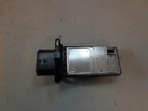 Gebruikte Luchtmassameter Nissan Micra (K13) 1.2 12V Prijs € 50,00 Margeregeling aangeboden door Autobedrijf Broekhuis B.V.