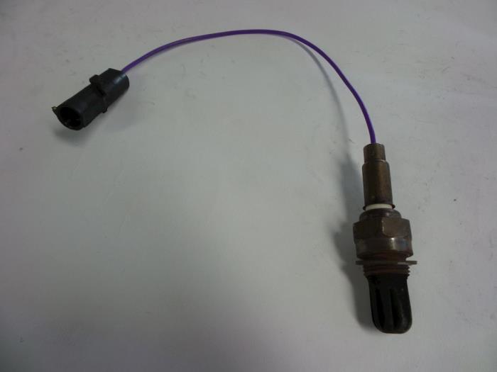 Gebruikte Lambda Sonde Chevrolet Nubira Wagon (J100) 2.0 16V Prijs € 10,00 Margeregeling aangeboden door Autobedrijf Broekhuis B.V.