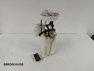 Gebruikte Tank element Pomp Fiat Ducato (243/244/245) 2.0 JTD Prijs € 30,25 Inclusief btw aangeboden door Autobedrijf Broekhuis B.V.