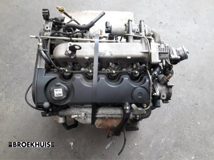 Motor van een Alfa Romeo 156 (932) 1.9 JTD 2002