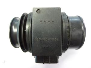 Gebruikte Luchtmassameter Mazda 323 C (BA13) 1.8i 16V Prijs € 15,00 Margeregeling aangeboden door Autobedrijf Broekhuis B.V.