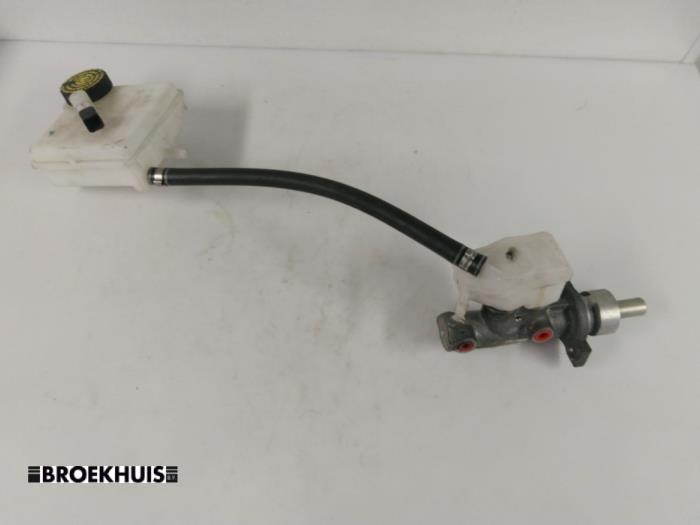 Gebruikte Hoofdremcilinder Citroen Xsara Picasso (CH) 1.6 Prijs € 15,00 Margeregeling aangeboden door Autobedrijf Broekhuis B.V.
