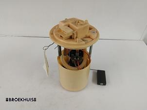 Gebruikte Tank element Pomp Fiat Punto Evo (199) 1.3 JTD Multijet 85 16V Euro 5 Prijs € 22,50 Margeregeling aangeboden door Autobedrijf Broekhuis B.V.