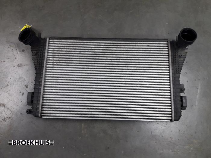 Gebruikte Intercooler Skoda Octavia (1Z3) 1.9 TDI Prijs € 40,00 Margeregeling aangeboden door Autobedrijf Broekhuis B.V.