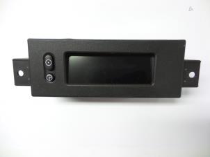 Gebruikte Display Interieur Opel Meriva 1.6 16V Prijs € 25,00 Margeregeling aangeboden door Autobedrijf Broekhuis B.V.