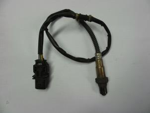 Gebruikte Lambda Sonde Volkswagen Transporter T5 1.9 TDi Prijs € 18,15 Inclusief btw aangeboden door Autobedrijf Broekhuis B.V.