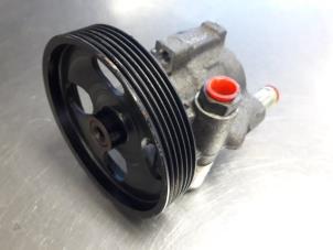 Gebruikte Servopomp Renault Laguna II Grandtour (KG) 1.9 dCi 100 Prijs € 35,00 Margeregeling aangeboden door Autobedrijf Broekhuis B.V.