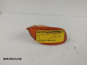 Gebruikte Knipperlicht rechts Ford Focus 1 Wagon 1.8 TDdi Prijs € 5,00 Margeregeling aangeboden door Autobedrijf Broekhuis B.V.