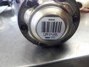 Gebruikte Steekas links-achter BMW X5 (E53) 3.0i 24V Prijs € 20,00 Margeregeling aangeboden door Autobedrijf Broekhuis B.V.