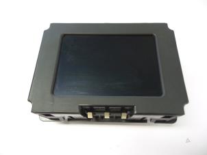 Gebruikte Display Interieur Opel Omega B Caravan (21/22/23) 2.5 TD Prijs € 15,00 Margeregeling aangeboden door Autobedrijf Broekhuis B.V.