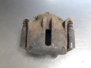 Gebruikte Remklauw (Tang) rechts-voor Renault Megane II Grandtour (KM) 1.9 dCi 120 Prijs € 15,00 Margeregeling aangeboden door Autobedrijf Broekhuis B.V.