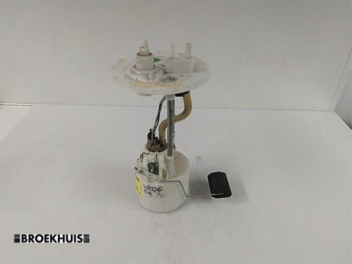 Gebruikte Tank element Pomp Hyundai Atos 1.1 12V Prijs € 30,00 Margeregeling aangeboden door Autobedrijf Broekhuis B.V.