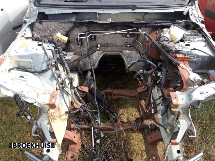 Gebruikte Subframe Suzuki Grand Vitara II (JT) 2.0 16V Prijs € 125,00 Margeregeling aangeboden door Autobedrijf Broekhuis B.V.