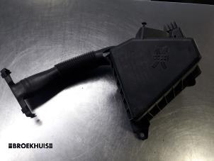 Gebruikte Luchtfilterhuis Seat Ibiza IV (6J5) 1.4 TDI Prijs € 25,00 Margeregeling aangeboden door Autobedrijf Broekhuis B.V.