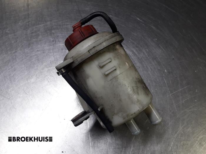 Gebruikte Servo Oliereservoir Fiat Doblo (223A/119) 1.9 JTD Prijs € 10,00 Margeregeling aangeboden door Autobedrijf Broekhuis B.V.