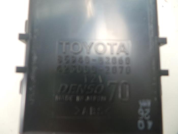 Module (diversen) van een Toyota Auris Touring Sports (E18) 1.8 16V Hybrid 2013