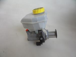 Gebruikte Hoofdremcilinder Volkswagen Touareg (7PA/PH) 3.0 TDI V6 24V BlueMotion Technology SCR Prijs € 125,00 Margeregeling aangeboden door Autobedrijf Broekhuis B.V.