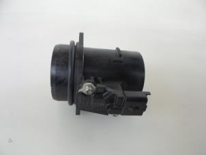 Gebruikte Luchtmassameter Peugeot Partner (GC/GF/GG/GJ/GK) 1.6 HDI 75 Phase 1 Prijs € 12,10 Inclusief btw aangeboden door Autobedrijf Broekhuis B.V.