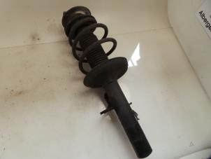 Gebruikte Voorpoot rechts BMW X3 (E83) 2.5 24V Prijs € 65,00 Margeregeling aangeboden door Autobedrijf Broekhuis B.V.