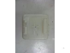 Gebruikte Module (diversen) Porsche 911 (996) 3.4 Carrera 4 24V Prijs € 50,00 Margeregeling aangeboden door Autobedrijf Broekhuis B.V.