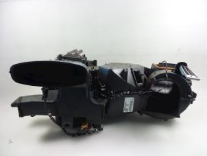 Gebruikte Chaufagebak Porsche 911 (996) 3.4 Carrera 4 24V Prijs € 500,00 Margeregeling aangeboden door Autobedrijf Broekhuis B.V.