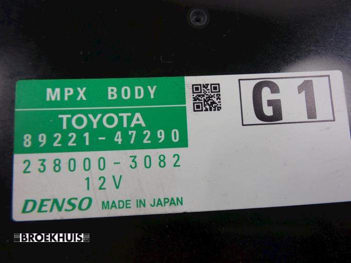 Computer Body Control van een Toyota Prius (ZVW3) 1.8 16V Plug-in 2012