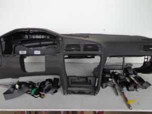 Gebruikte Module + Airbag Set Volvo V70 (SW) 2.4 D5 20V Prijs op aanvraag aangeboden door Autobedrijf Broekhuis B.V.