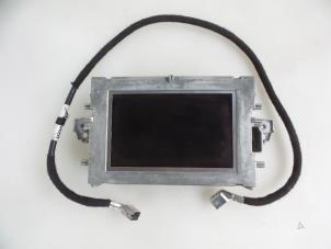 Gebruikte Display Interieur Mercedes E Estate (S212) E-220 CDI 16V BlueEfficiency Prijs € 100,00 Margeregeling aangeboden door Autobedrijf Broekhuis B.V.