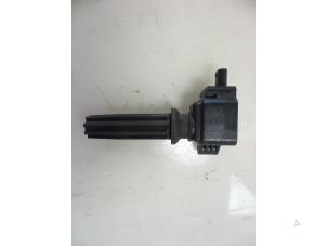 Gebruikte Bobine Landrover Discovery Sport (LC) 2.0 Si4 16V Prijs € 25,00 Margeregeling aangeboden door Autobedrijf Broekhuis B.V.