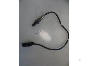 Gebruikte Lambda Sonde Skoda Octavia Combi (5EAC) 1.6 TDI GreenTec 16V Prijs € 25,00 Margeregeling aangeboden door Autobedrijf Broekhuis B.V.