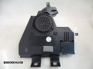 Gebruikte Subwoofer Citroen DS3 (SA) 1.6 Blue Hdi 100 Prijs € 50,00 Margeregeling aangeboden door Autobedrijf Broekhuis B.V.