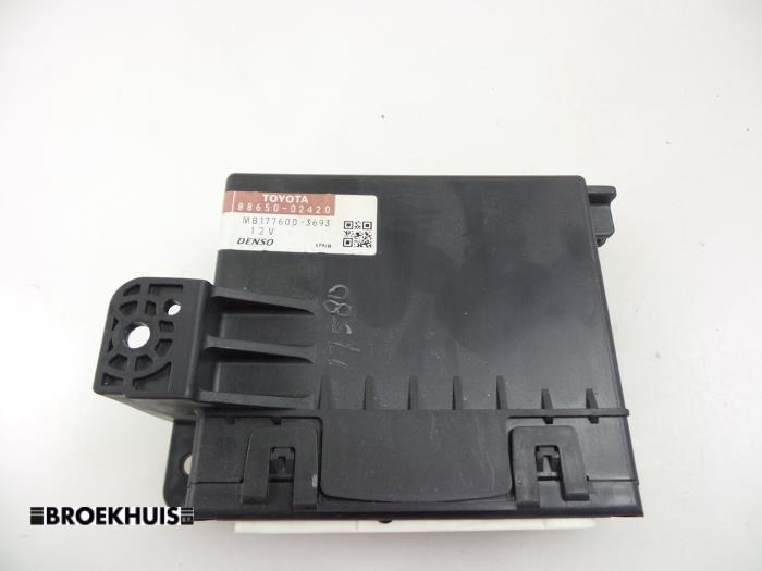 Gebruikte Module Koeling Toyota Auris (E15) 1.6 Dual VVT-i 16V Prijs € 30,00 Margeregeling aangeboden door Autobedrijf Broekhuis B.V.