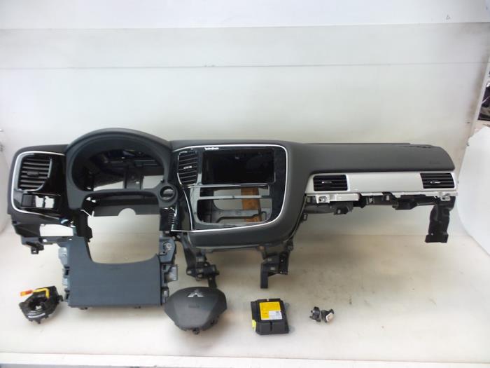 Airbag Set+Module Mitsubishi Outlander 2.0 16V PHEV 4x4 8635A305